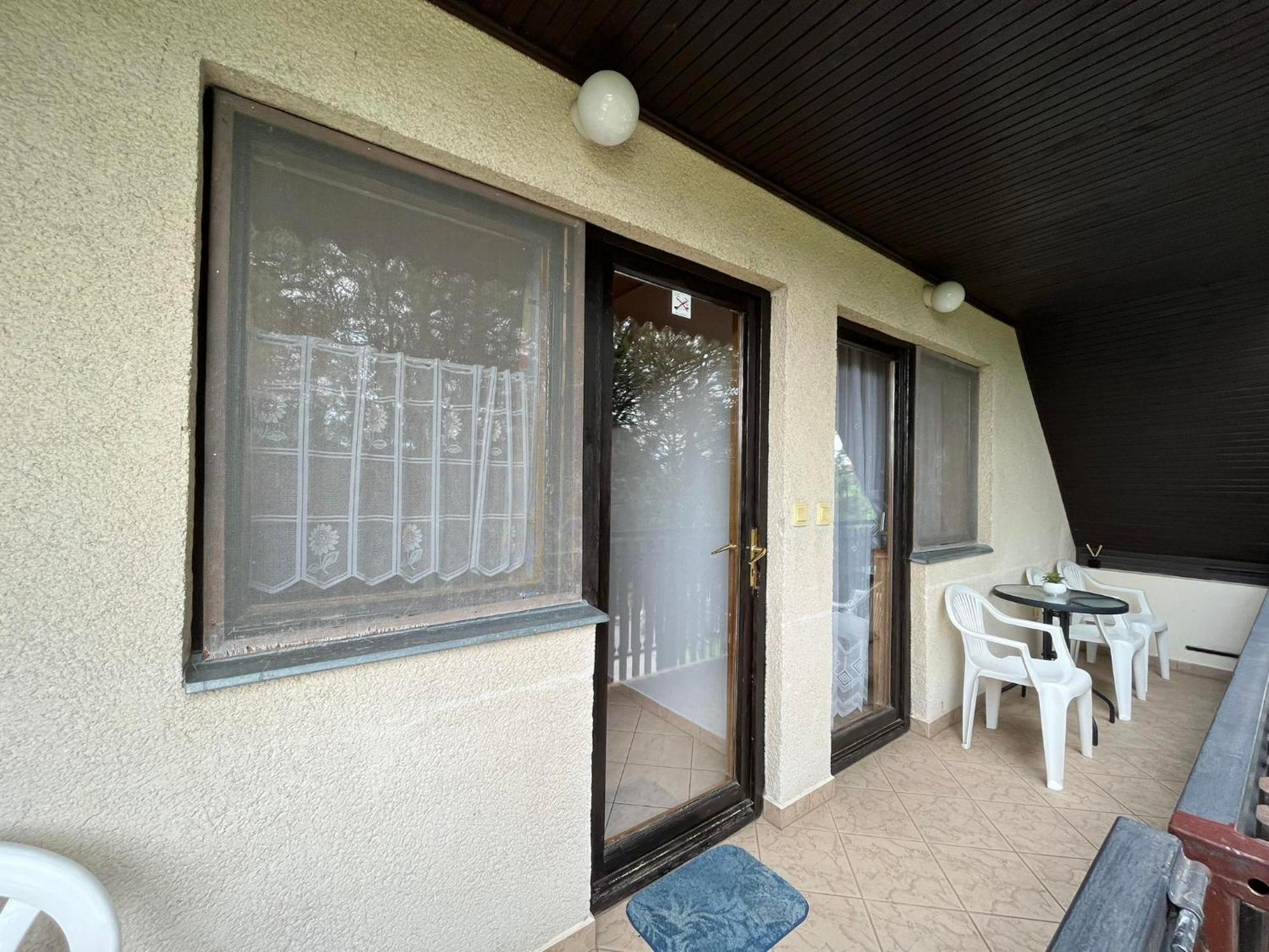 Panna Apartmanház Balatonlelle Exterior foto